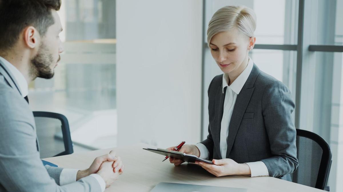 UK sponsorship career programme - professionals in meeting